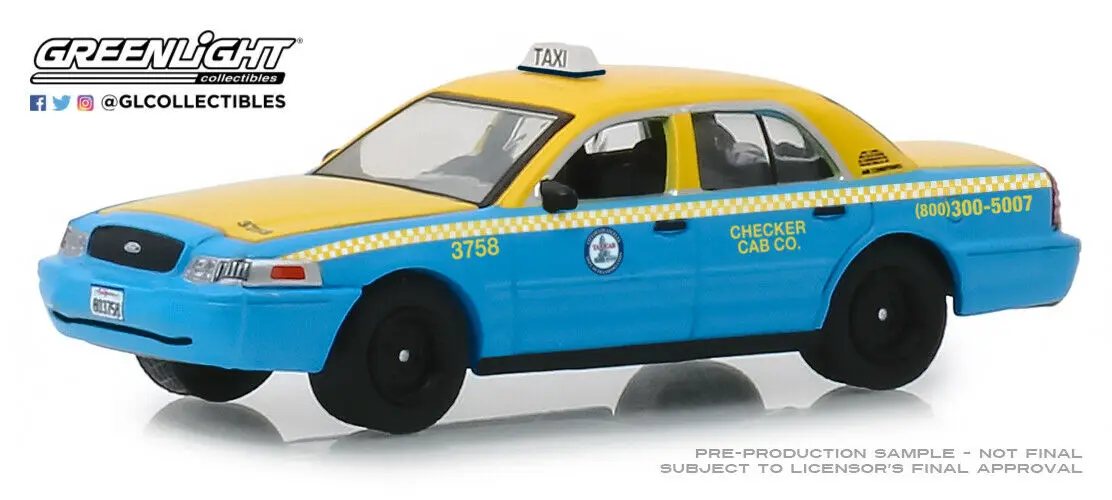 Зеленый свет 1: 64 2011 Ford Crown Victoria Checker такси Игрушечная машина из сплава игрушки для детей литой модельный автомобиль подарок на день рождения