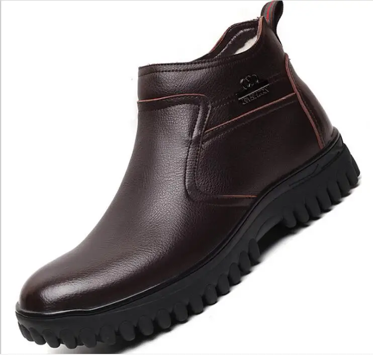 Мужская зимняя обувь; теплые удобные модные зимние ботинки из натуральной кожи; водонепроницаемые ботинки; мужские шерстяные плюшевые теплые ботинки; M427 - Цвет: brown slip on