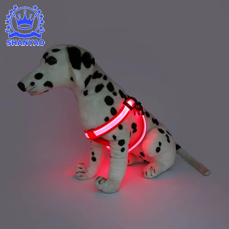 

Dongguan LED Shining Dog Chest Strap Pet Shining gou bei dai Night Light Hand Holding Rope