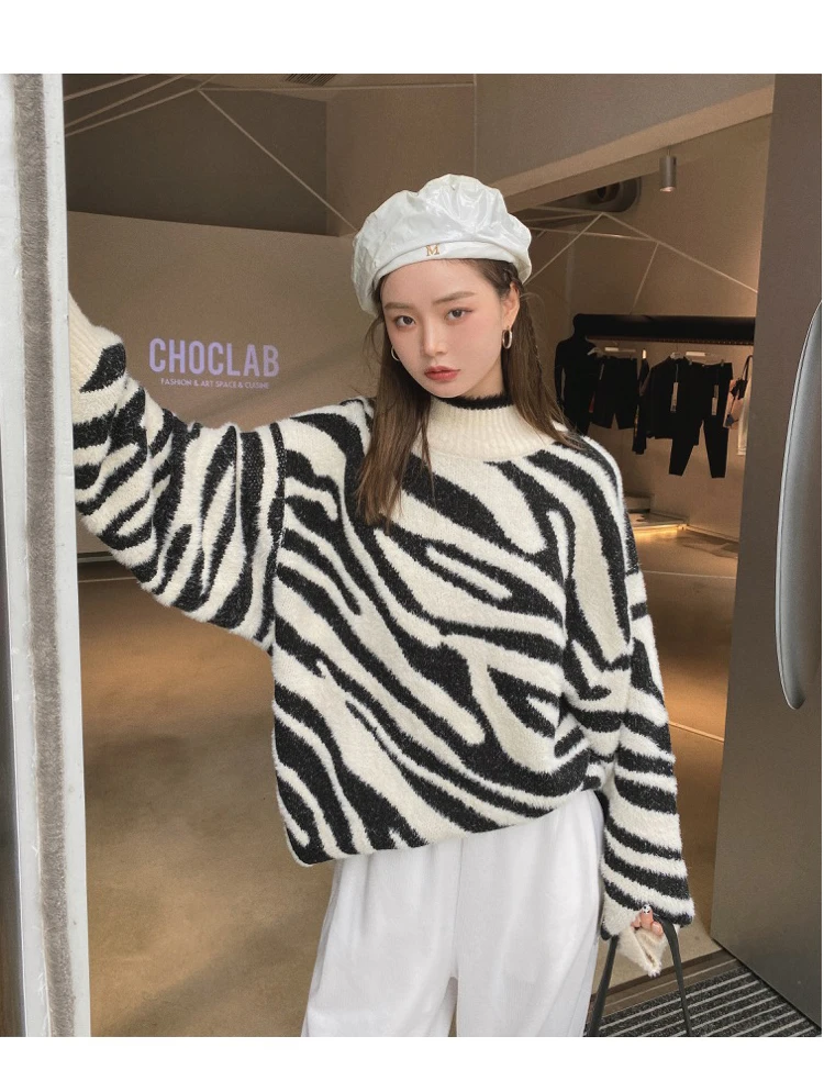 2021 Oversize Thick Autumn Winter Knitted Women O-Neck Fake Marten Hair Zebra-Striped Loose Sweaters Pullovers Jersey Jumper S88 cardigan for women