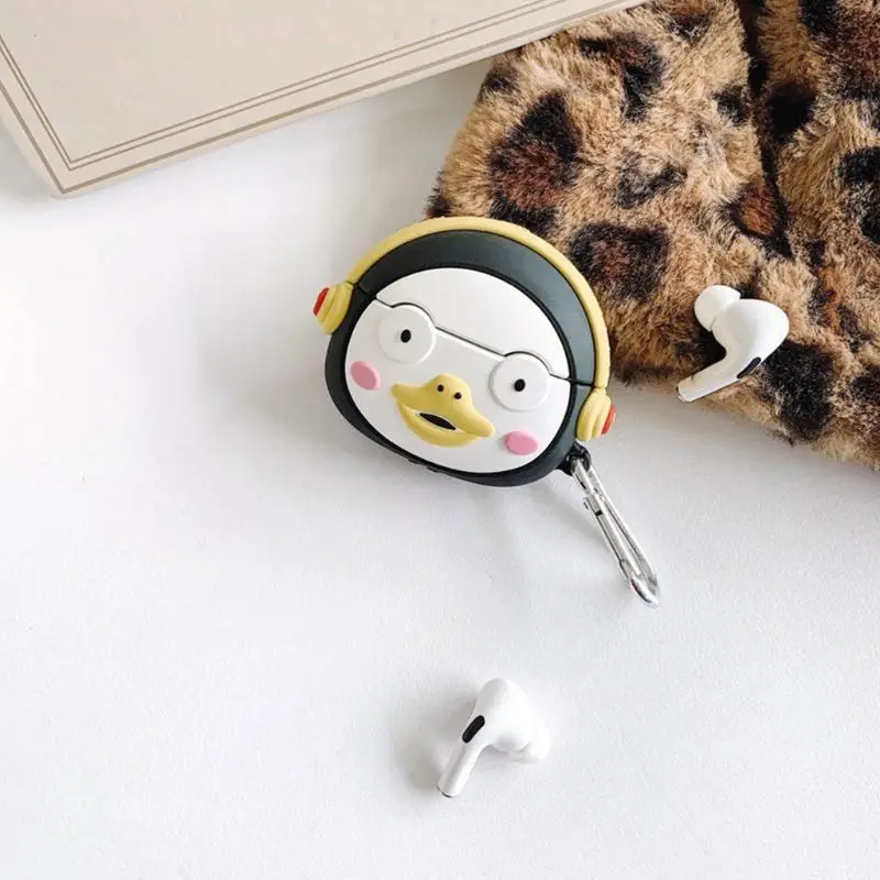 

Lovely Penguin Silicone Case Protective Cover with Carabiner for Airpods Pro