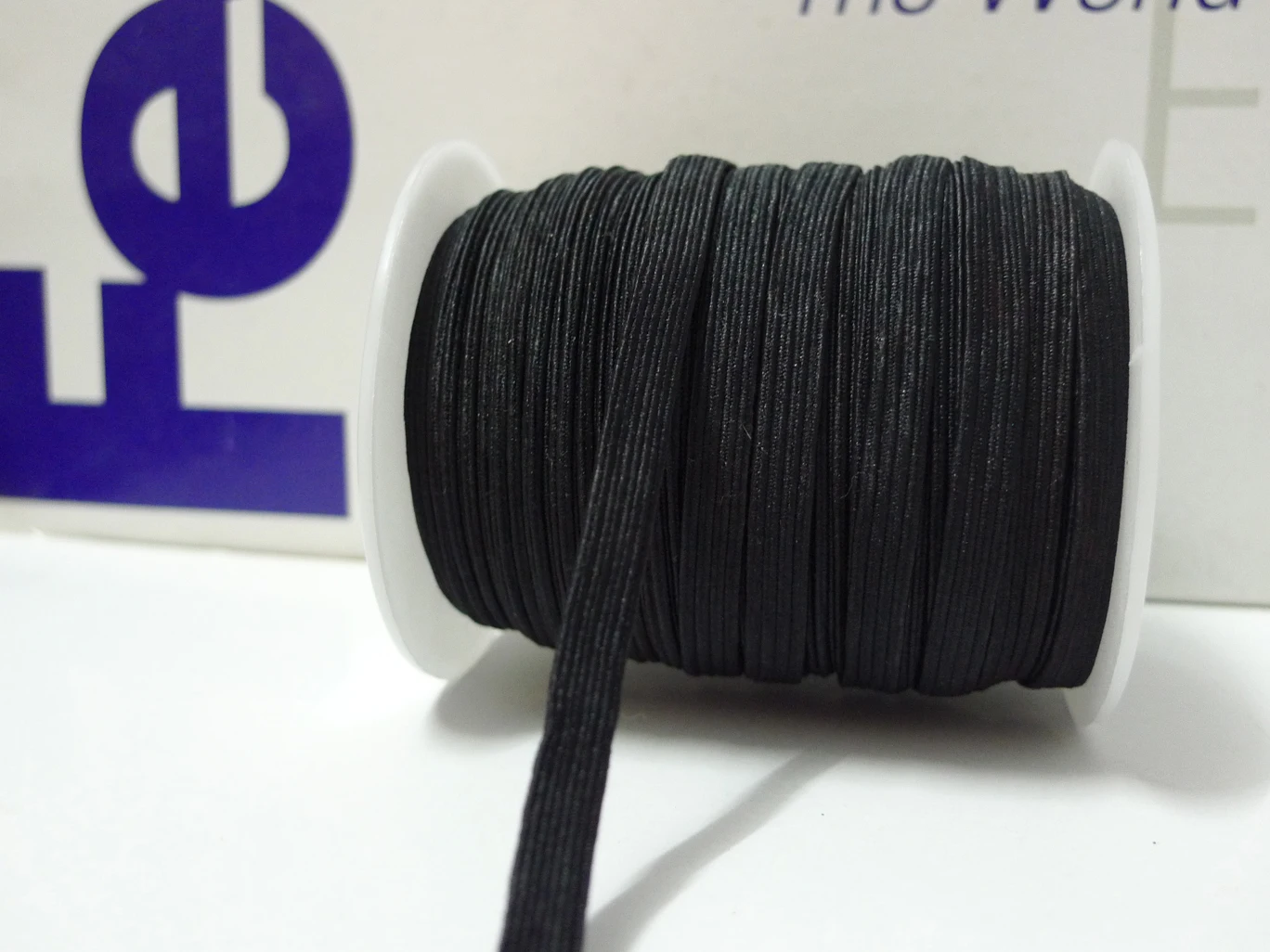 1/4'' 6mm #28 Black Skinny Hair Flat Elastic Band