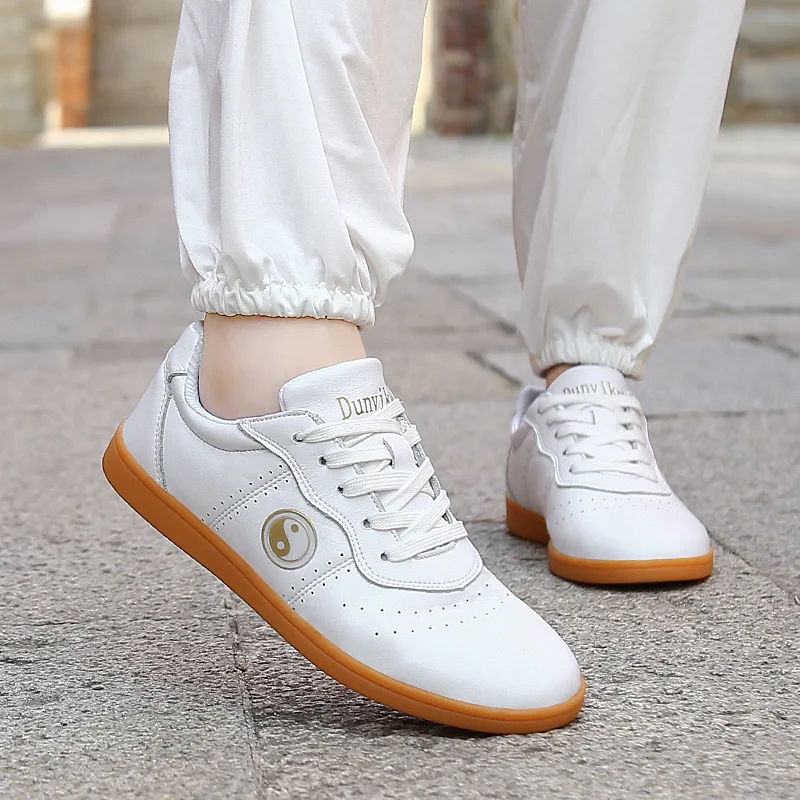 Martial Arts Shoes Unisex Adult Exercise Chinese Traditional Old Beijing Tai Chi Kung Fu Team Performance Match Men Women