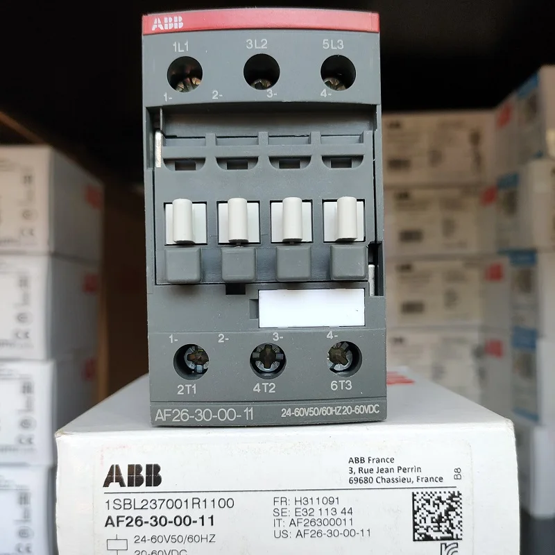 

ABB 3-плотные замыкатели серии AF AC/DC 50 Гц/60 Гц DC 24 В ~ 500 в 26 А 11 кВт AF26-30-00