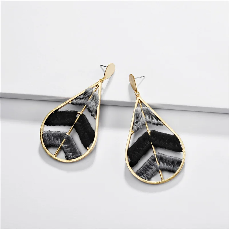 BOHO Handweave Three Colors Cotton Thread Teardrop Earrings Colorful Thread Hollow Leaf Drop Earrings for Women Ethnic Jewelry - Окраска металла: gray