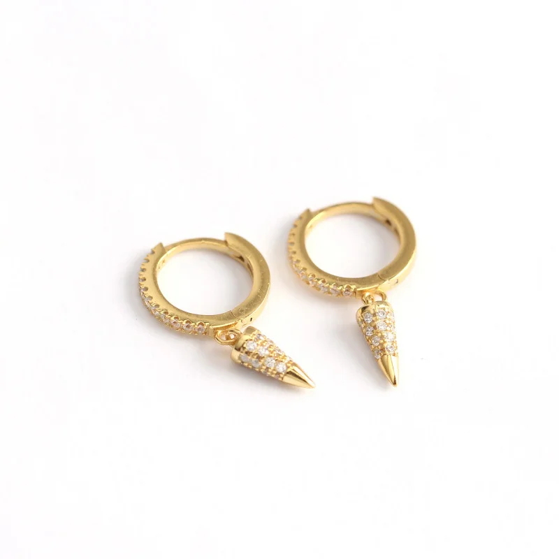 18230804480_1845328372