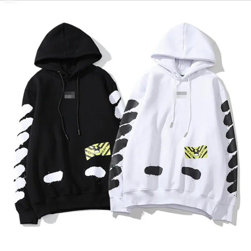 

2020 new style 19ss high quality small yellow label black and white casual sports round neck pullover couple pulloverow