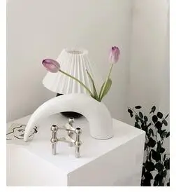 

CREATIVITY BLACK HORN CERAMIC VASE ORNAMENTS FLOWER ARRANGEMENT DESKTOP DECORATION FLORAL OX HORN ART SHAPE VASE HOME DECOR