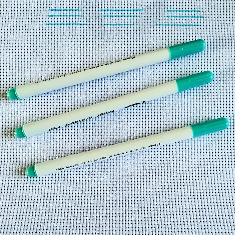 

Blue Fabric Marker Water Soluble Pen Clothing Markers 3 Pcs Water Erasable Pen Automatically Disappear Pen Sewing Chalk Marker