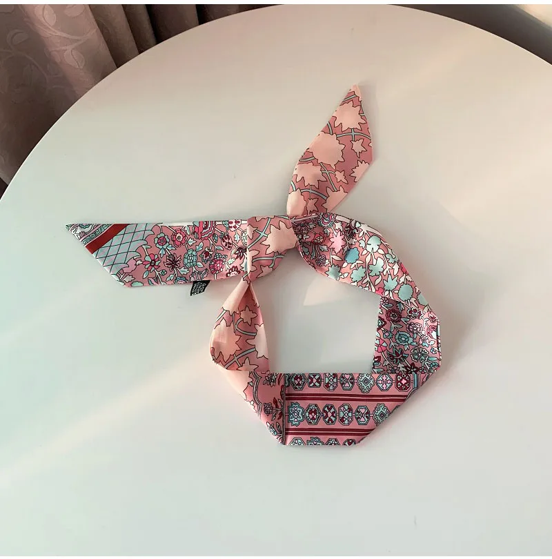 Рисунок 6 - Брендовый женский шарф-сумка