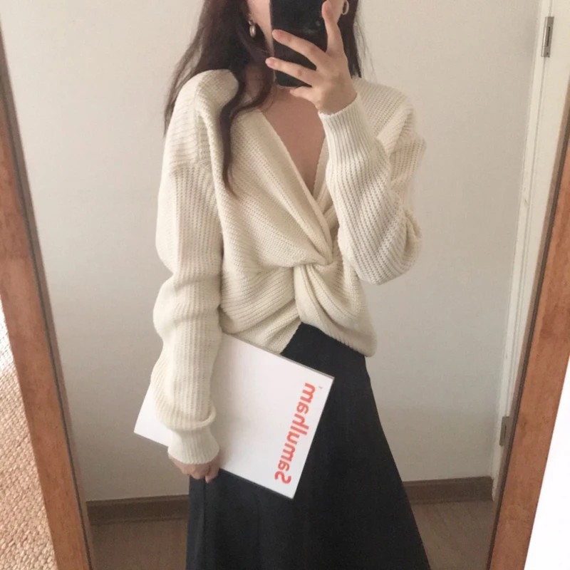 2 colors Korean style Knitted Sweater Women Autumn Winter V neck short design sweaters and pullovers womens (C9164) | Женская одежда