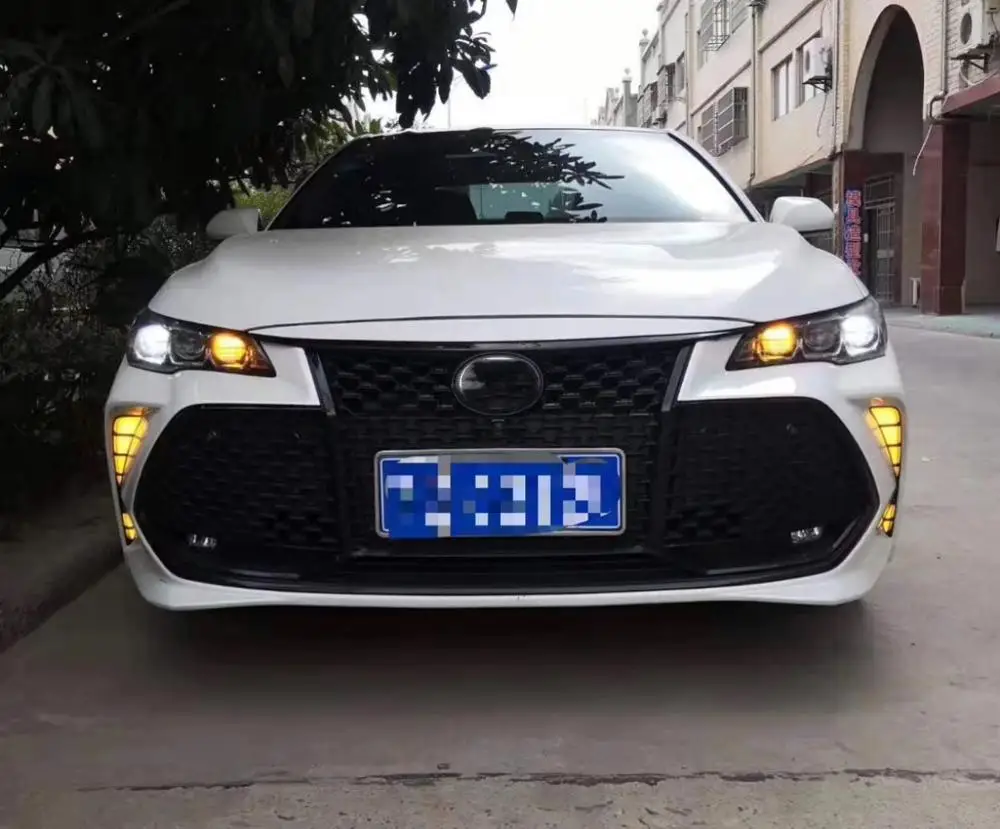 Одна пара, автомобильный мигающий светильник, автомобильная лампа для вождения, светодиодный светильник дневного света, автомобильный сигнальный светильник для Toyota Avalon