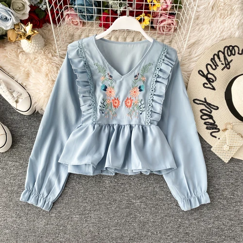 Light Blue Новинка, белая Цветочная вышивка, блузка, рубашка для женщин, плиссированные цветочные свободные топы, вышитые блузки - Цвет: Light Blue