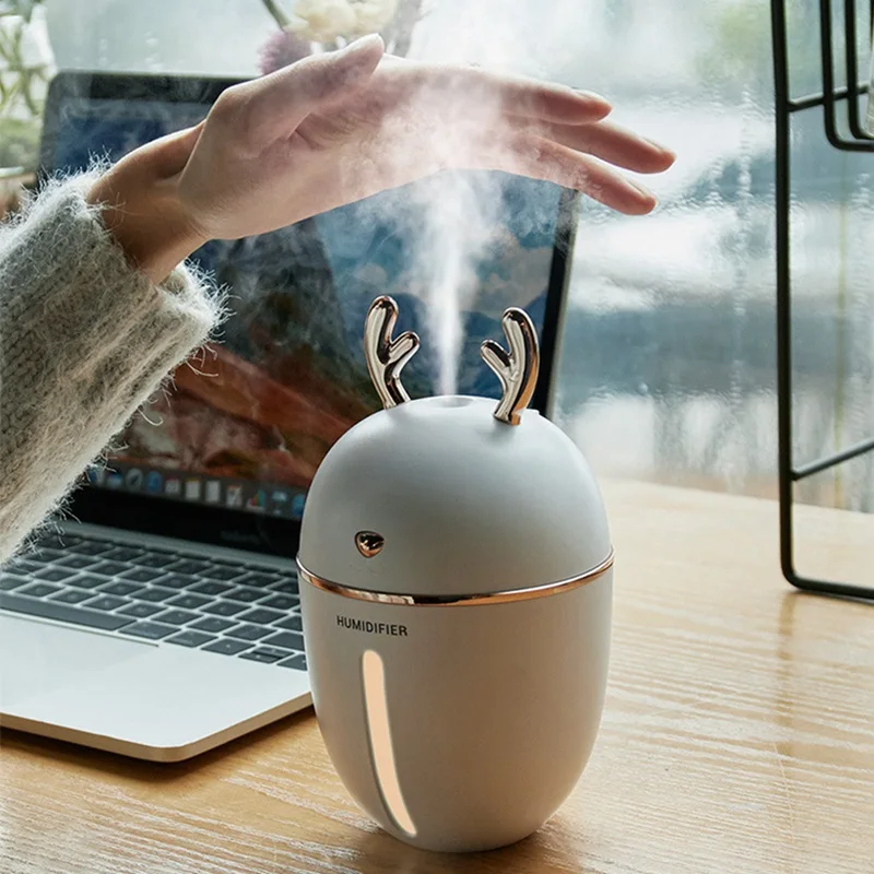  Cute Deer USB Humidifier With LED Night Light Mute Humidifier For Car Portable Hydrating Humidifier