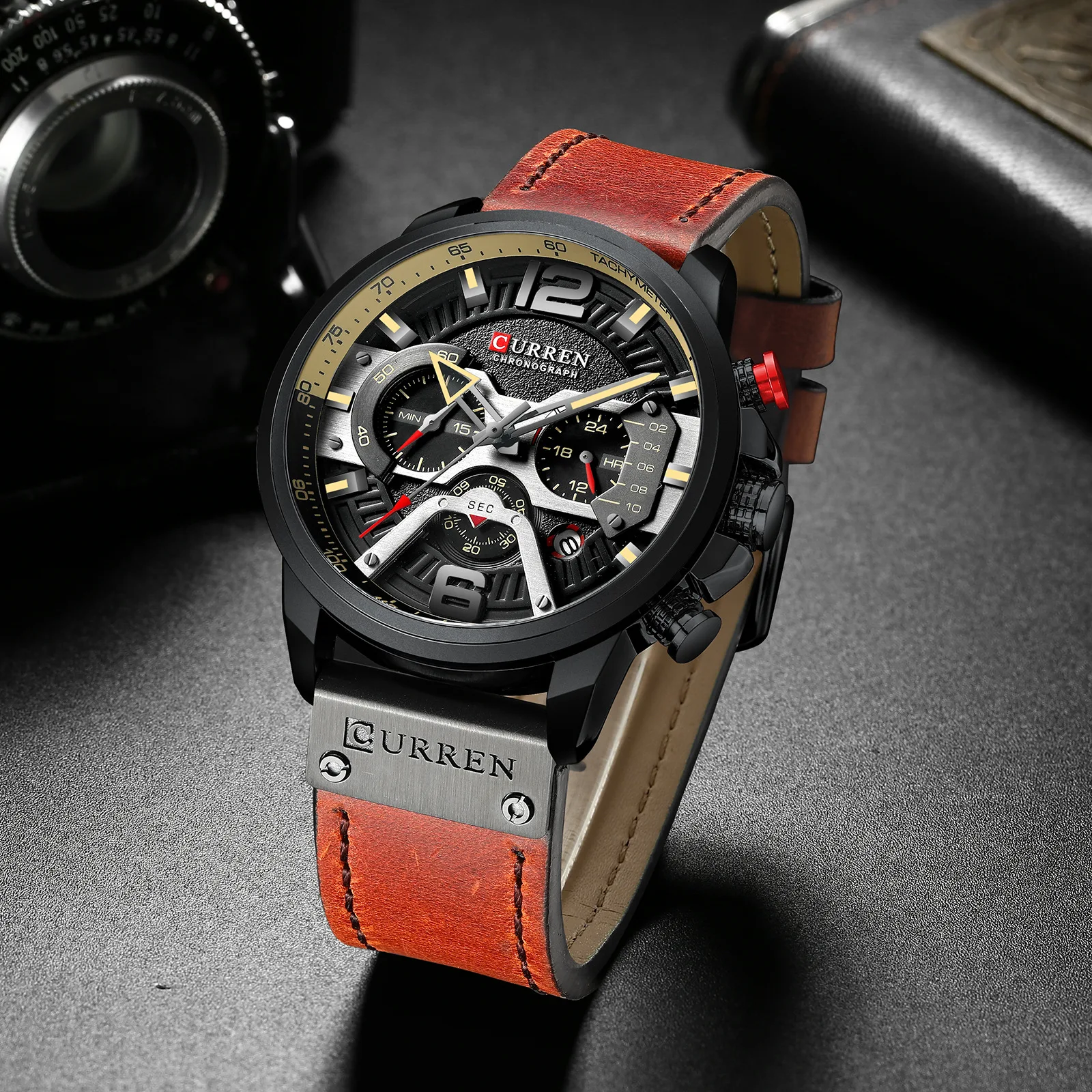 

Curren/Karui En 8329 Fashion Men Waterproof Watch Six-pin Multi-functional Large Dial Watch