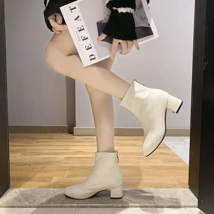 Г. Новые ботильоны на низком каблуке женские демисезонные ботинки на толстом каблуке эластичные Ботинки Martin с квадратным носком mujer