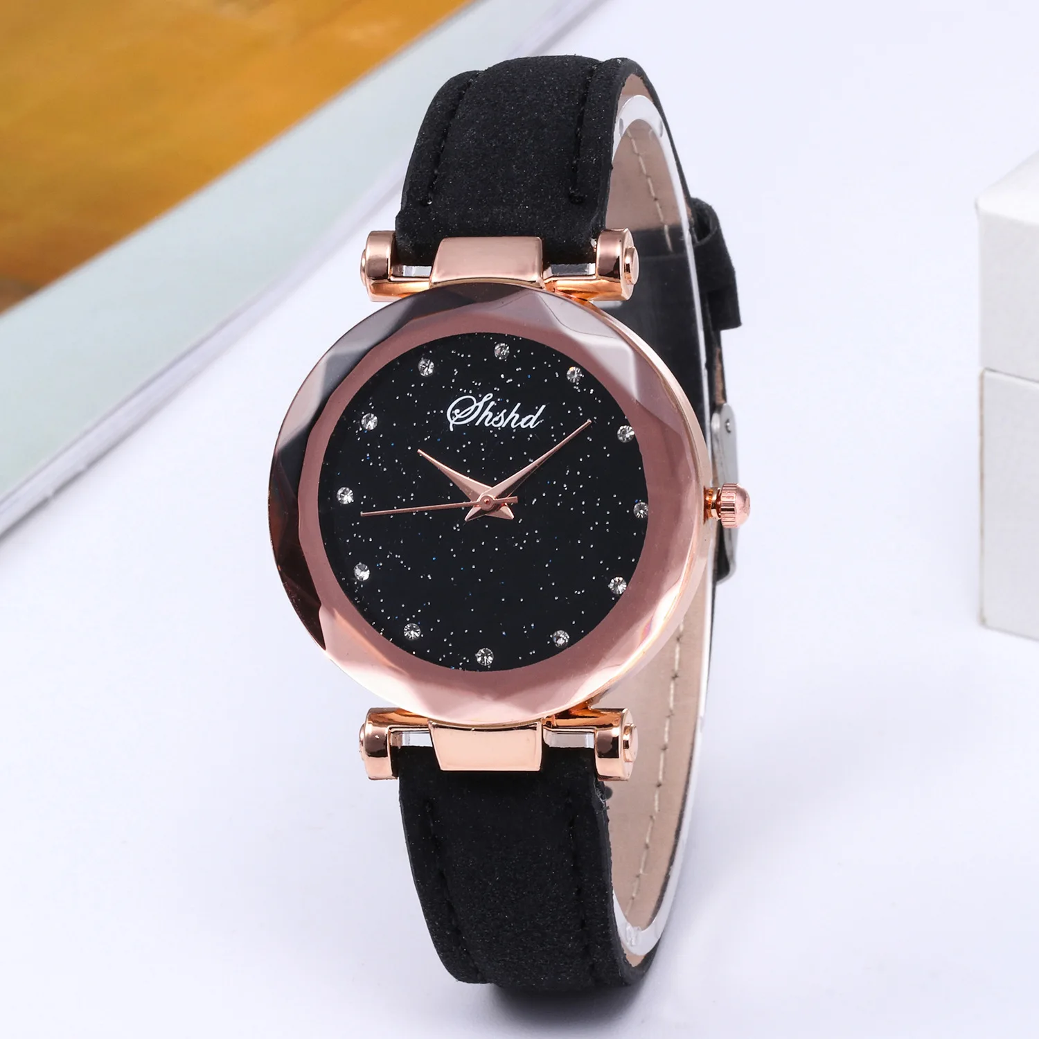 

Wechat Business Hot Selling Red Watch Belt Watch Rhombus Women's Gift Watch Ladies' Watch