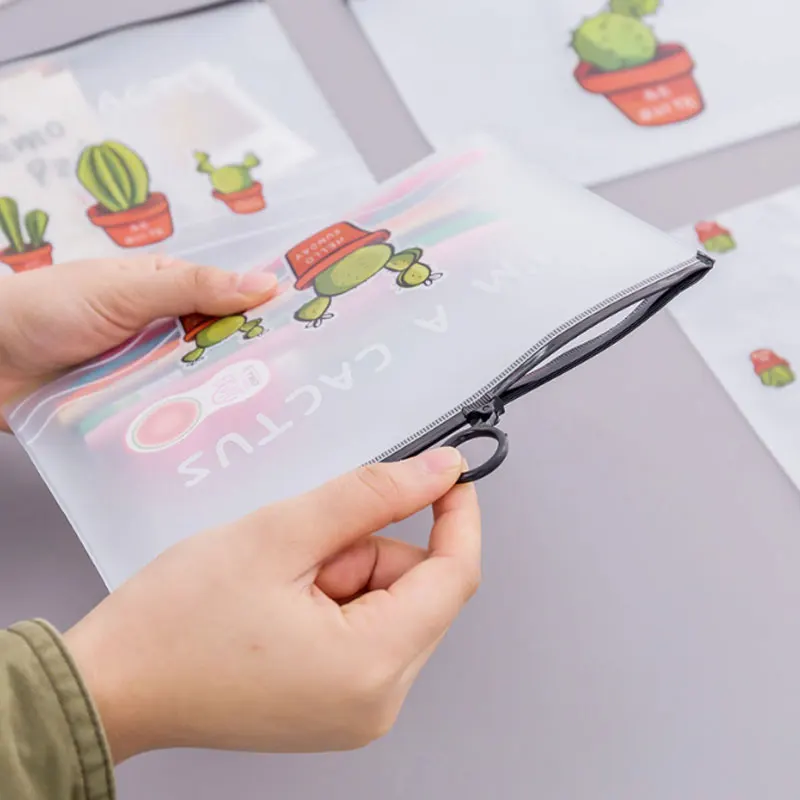 

PVC Transparent Toothbrush Cosmetic Bag Women Travel Makeup Bag Organizer Storage Pouch Pencil Case Toiletry Wash Storage Bag