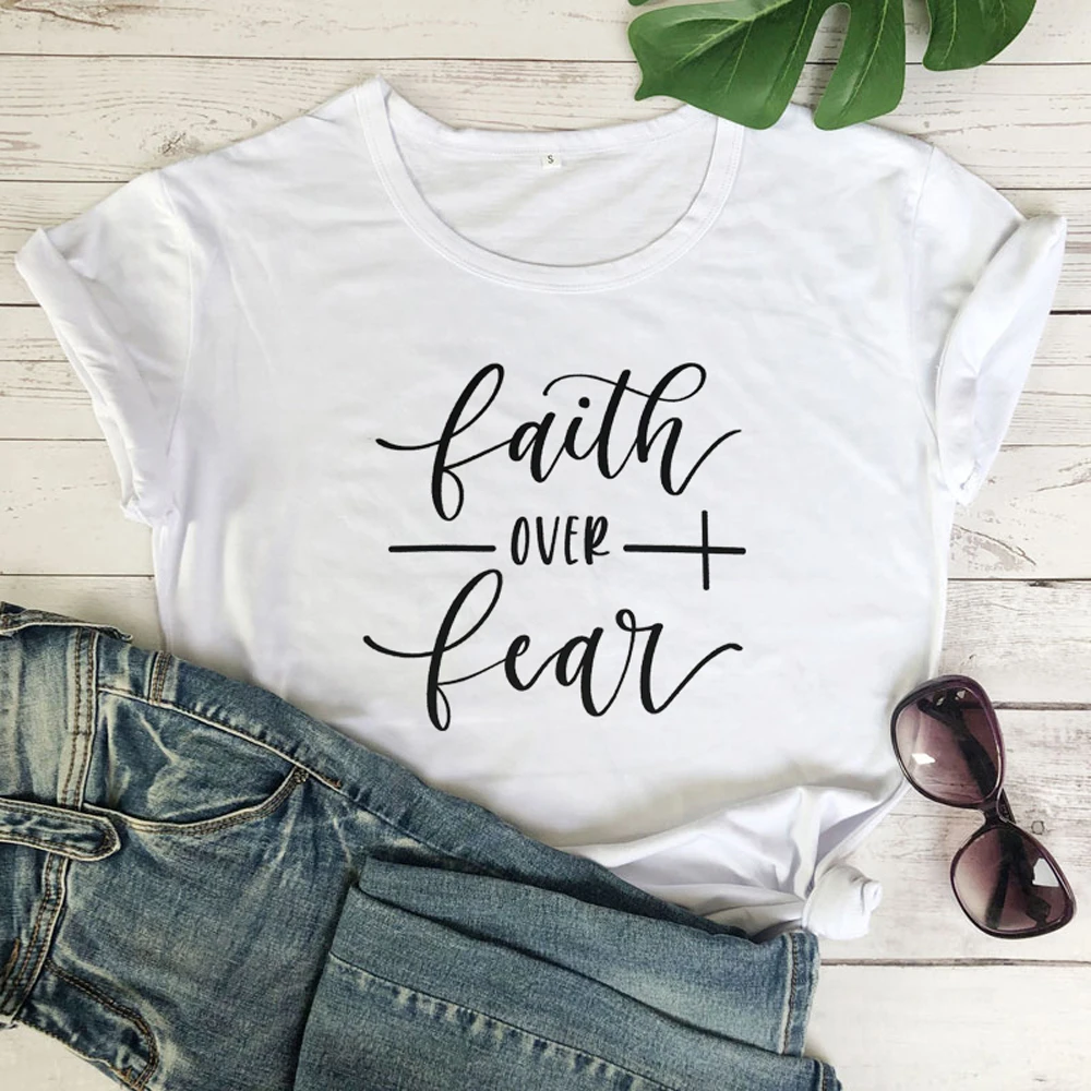 Faith Over Fear футболка женская модная вдохновленная Религиозная Христианская Церковь топы футболки Повседневная летняя графическая футболка tumblr наряд