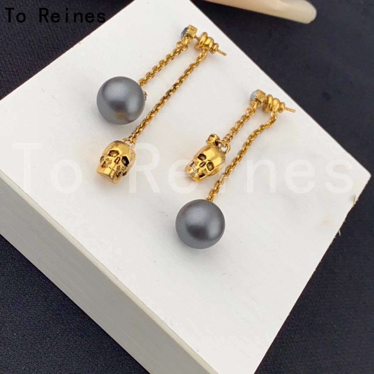 Hot Brand Gold Color Fashion Jewelry For Women High Quality Pearls Earrings Skull Head Punk Dangle Drop Earrings