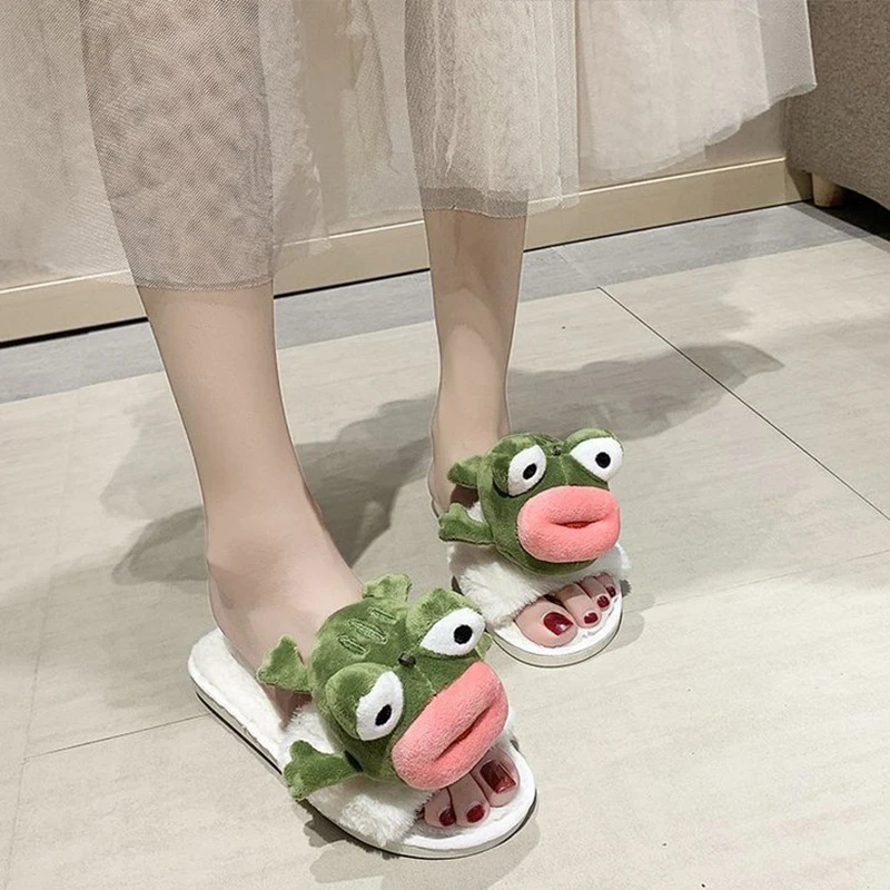 frog toe shoes