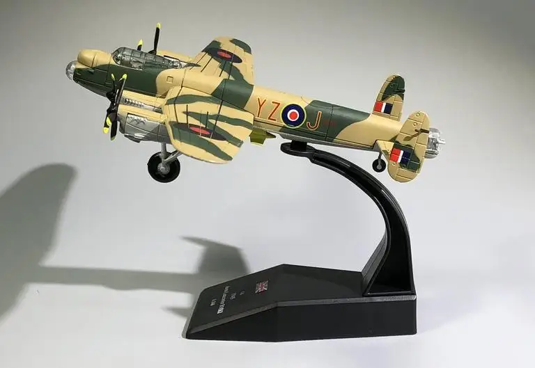 Великобритания 1945 AVRO LANCASTER BMK I w/ракета версия 1/144 литья под давлением модель самолета