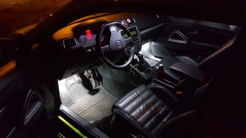 UTB8_U2RqpPJXKJkSahVq6xyzFXa1