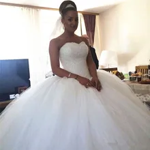 Crystal Beaded Wedding Dresses New Luxury Designer Sweetheart Tulle Puffy Ball Gown Lace up Bridal Gowns