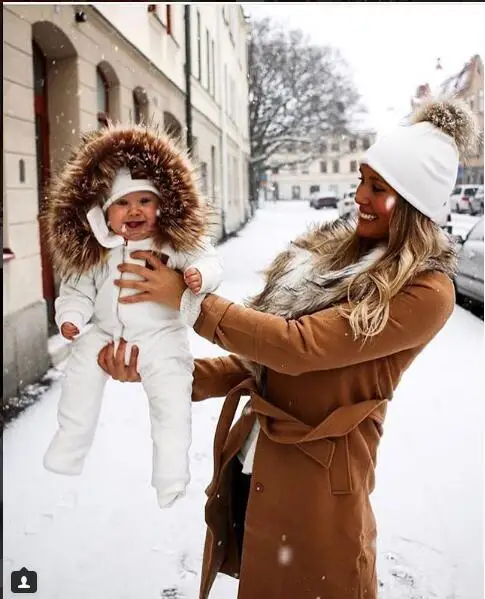 Kilig родитель-Детские шапочки с помпоном мягкие теплые Mommy Dadly Beanie шапки Дети Хлопок Эластичность мама детская зимняя шапка шапки