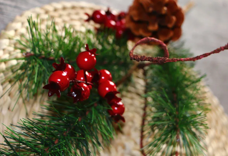 Christmas Ornaments Pinecone Red Fruits Pine Creative Imitation Flowers Decoration New Style