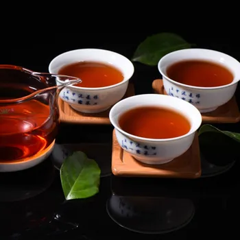

Black Tea Pu'er Tea Ripe Tea Old Tea Mabanggong Tea 357 grams in 2006