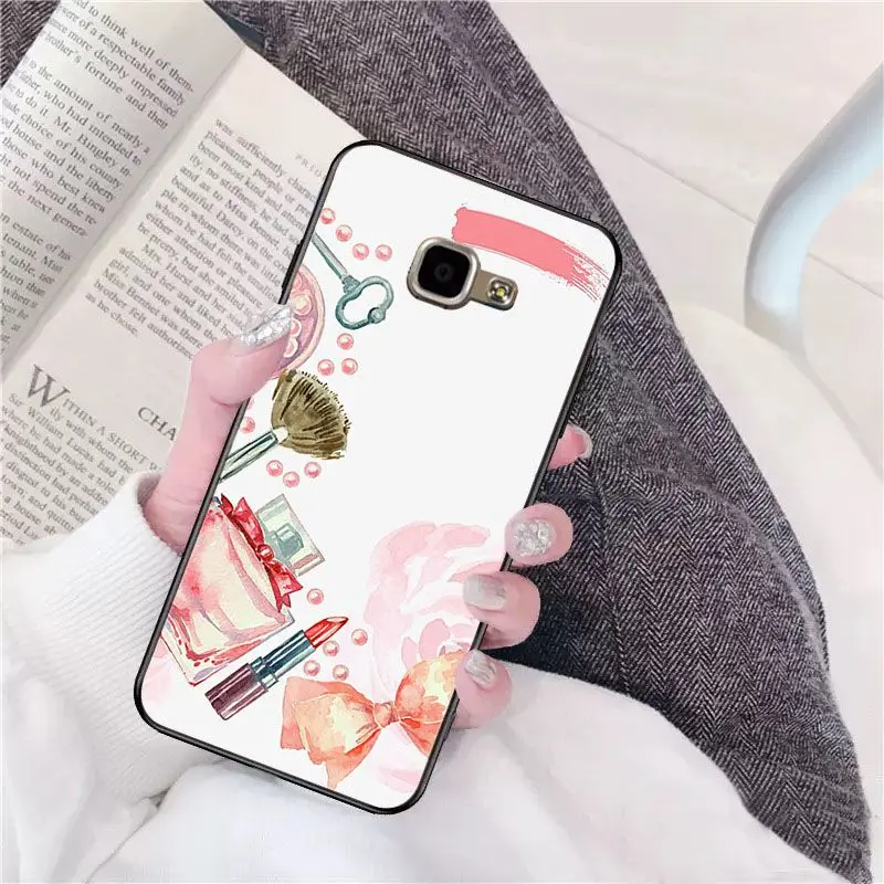 Girl love makeup brush