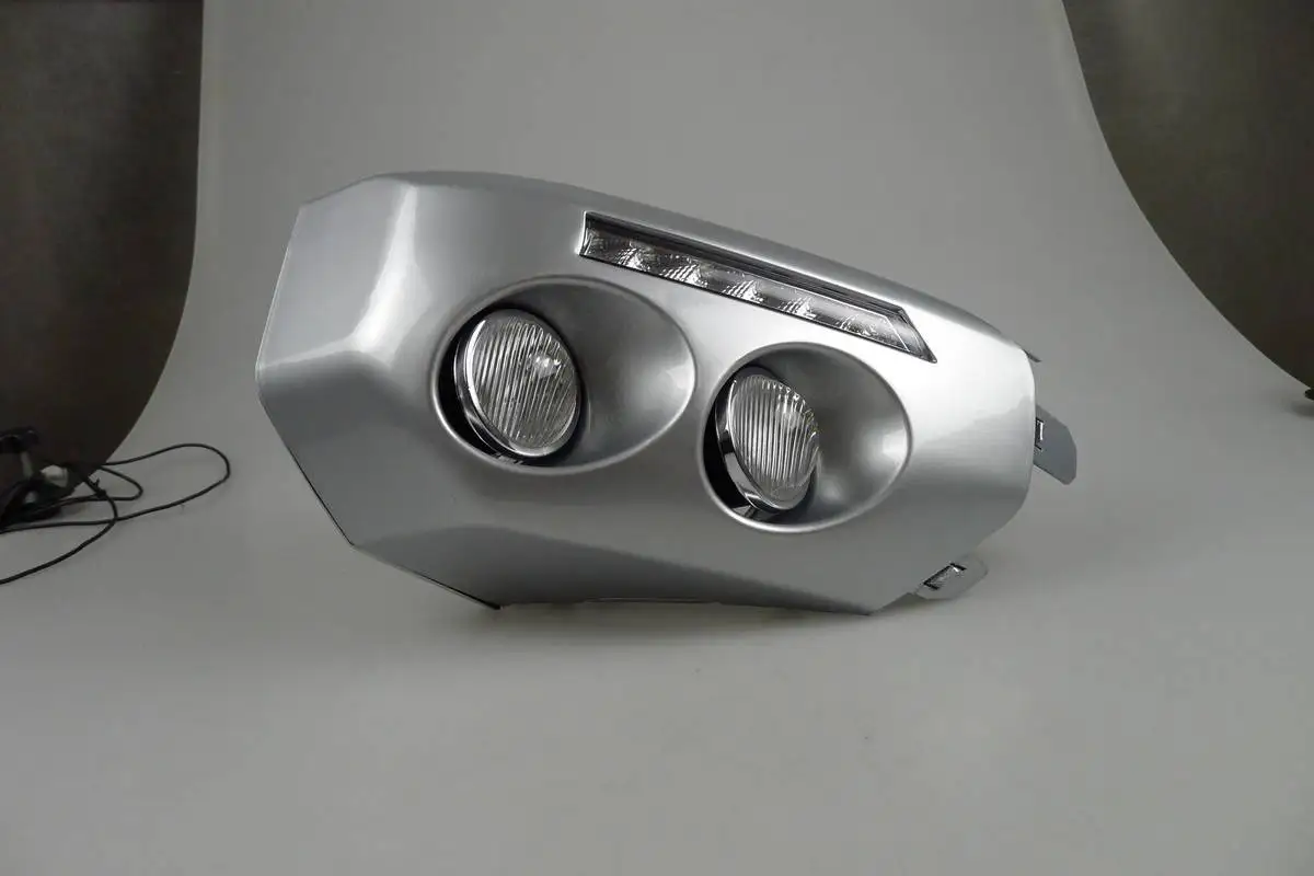 1 Pair Car LED DRL Daytime running light for Toyota Fj Cruiser 2007-2014 fog lamp frame Fog light