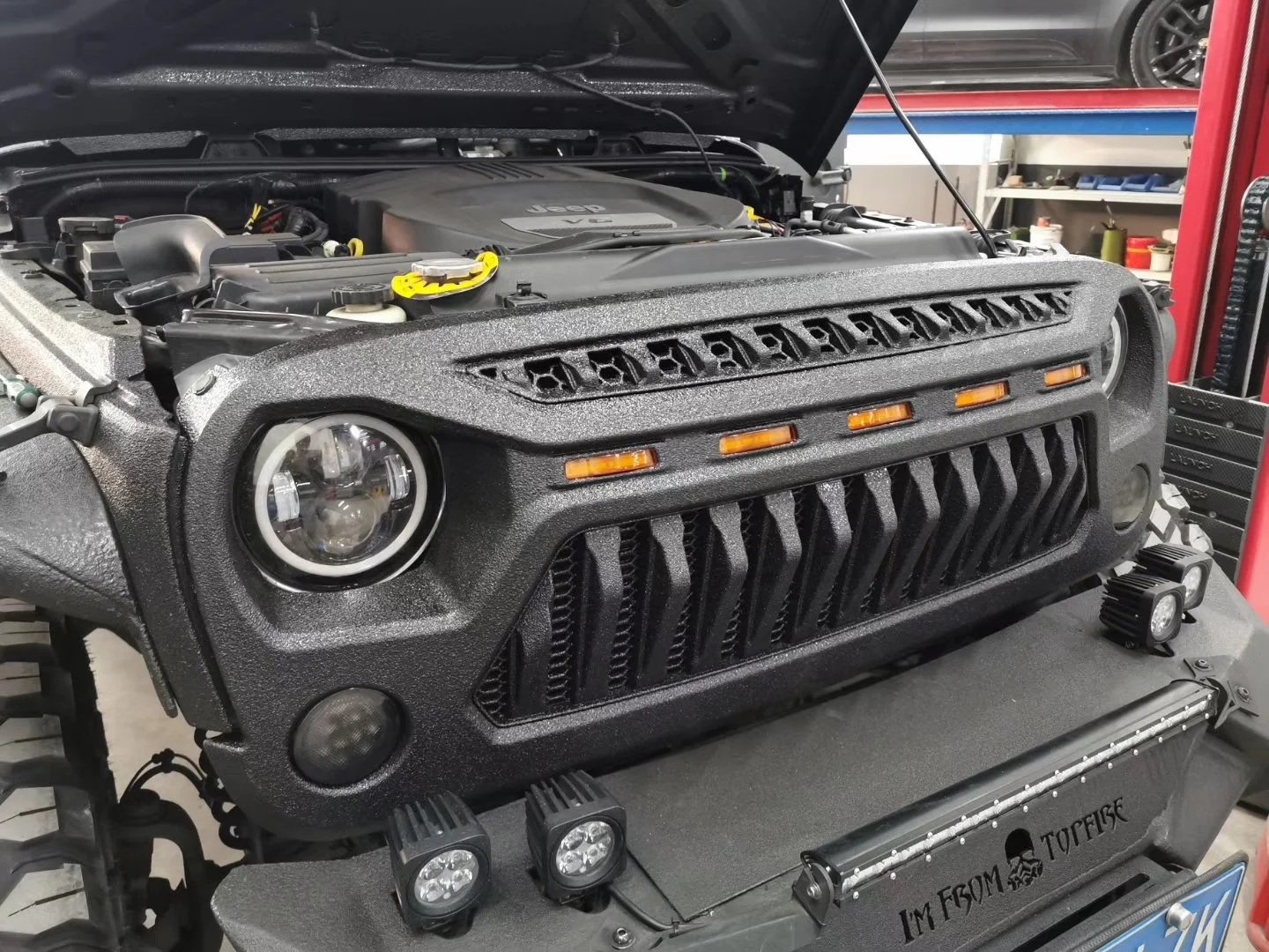 ジェラングラーjkアクセサリー用フロントグリル,4x4,ライト付きグリル