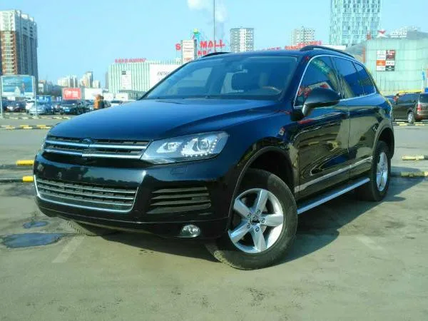 Для VW Touareg/11/12/13/14 передние фары прозрачный абажуры лампа основа маски фары крышка объектива лобовых фар - Цвет: Left and Right