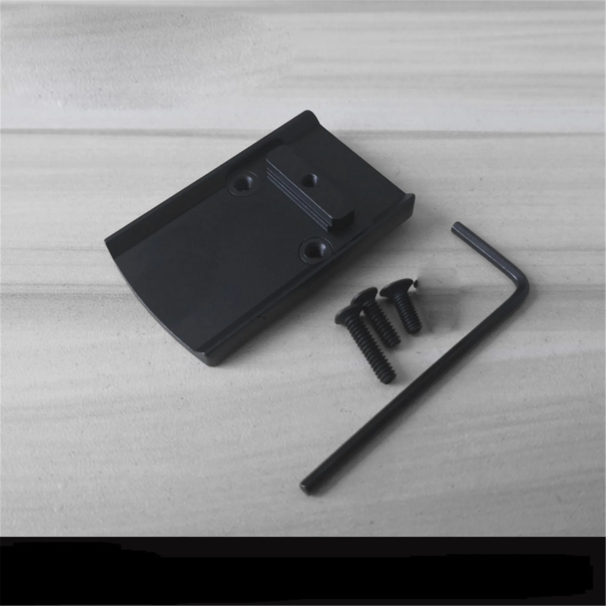 

TOtrait Glock Base Clip Plate Base for RMR vism Within the Red Dot Kublai Khan P1 Base Clip