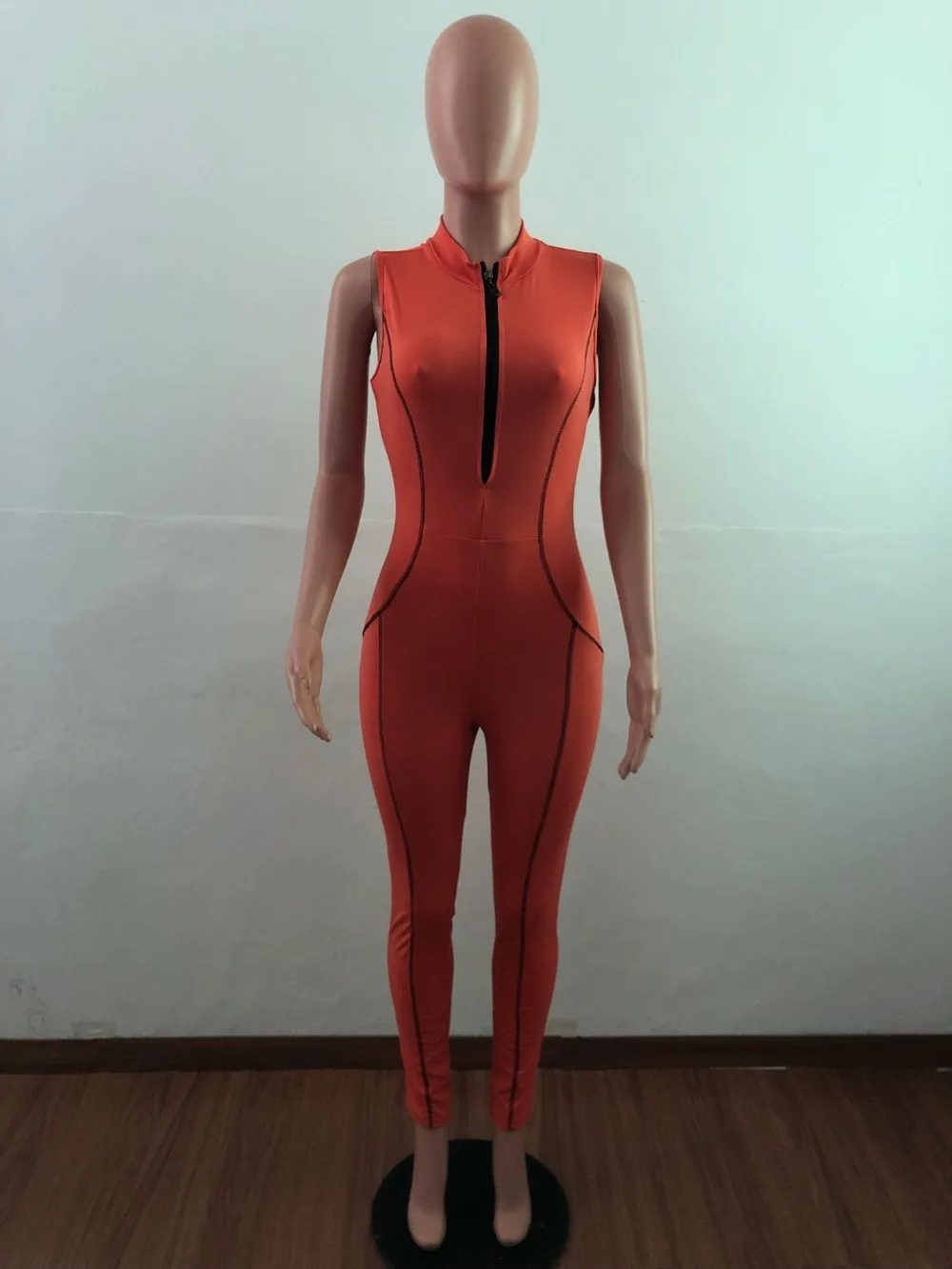 11679709033_2132539483