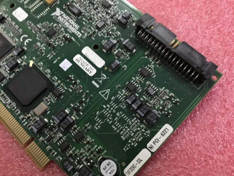 Карта сбора данных PCI-6221