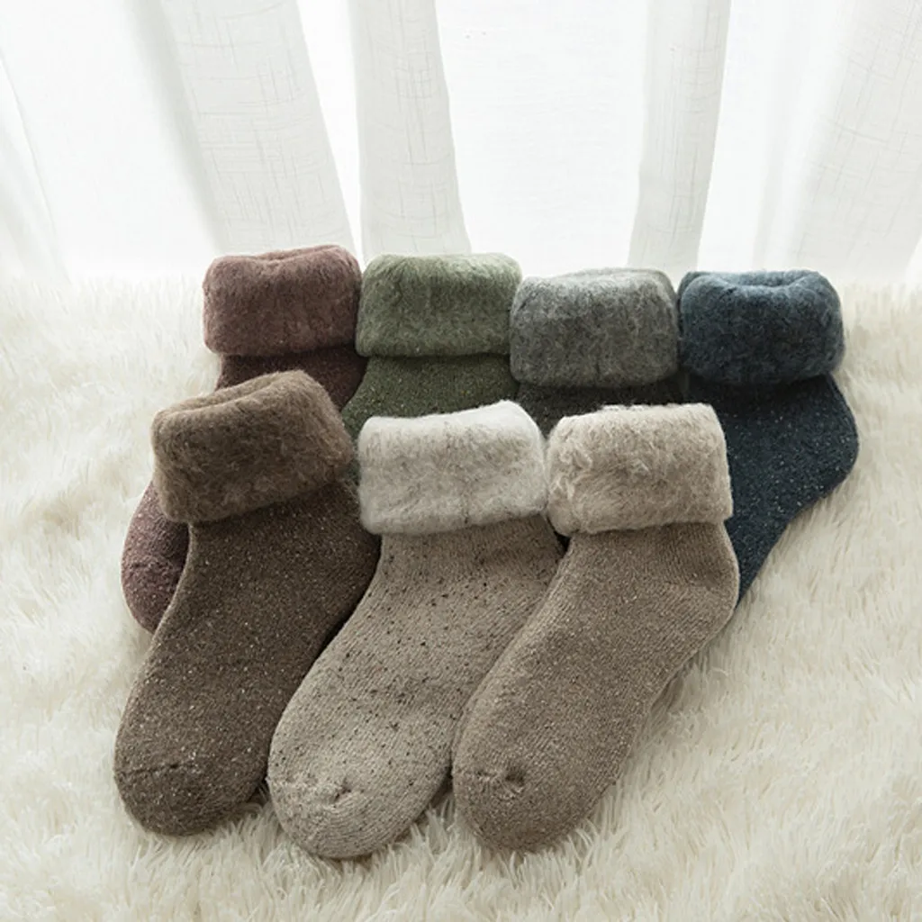 Женские теплые плюшевые носки, простые цветные дышащие хлопковые Повседневные носки до щиколотки, женские уличные удобные короткие носки, толстая обувь
