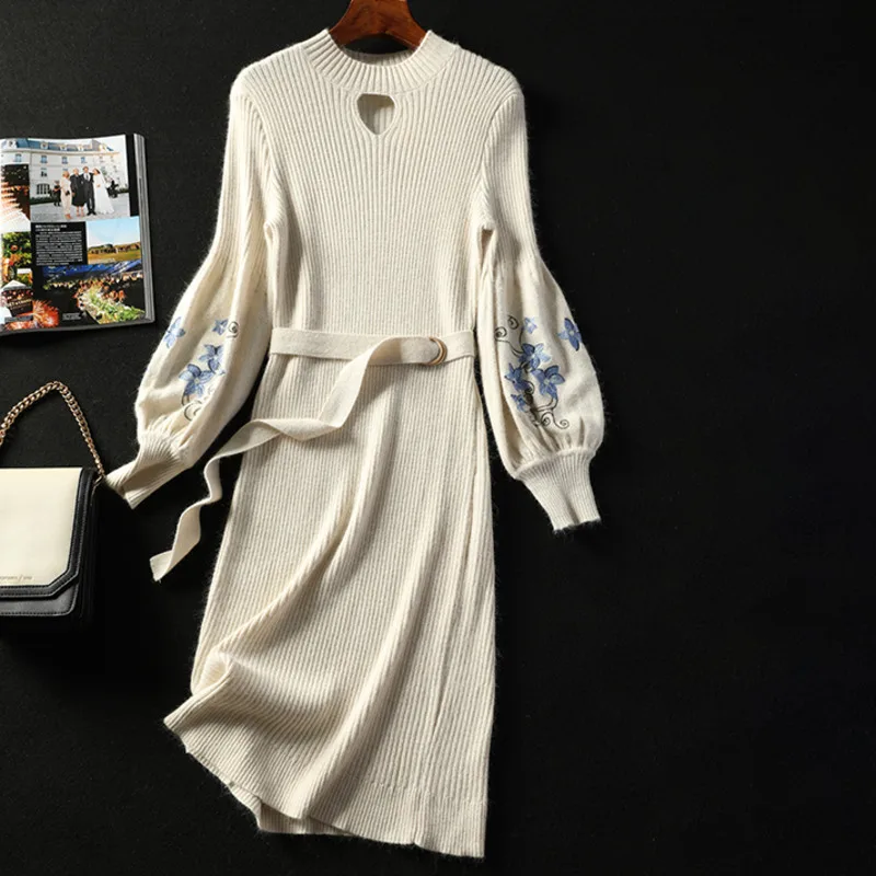 

LANMREM 2020 Autumn And Winter New Fashion Round Neck Print Long Section Waist Wool Knit Dress Female PB763