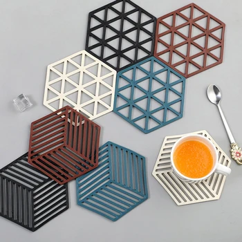 

Geometric Non-Slip Table Mat Hollow Hangable Design Tea Coaster Bowl Placemat Eco-friendly Home Kitchen Accessories