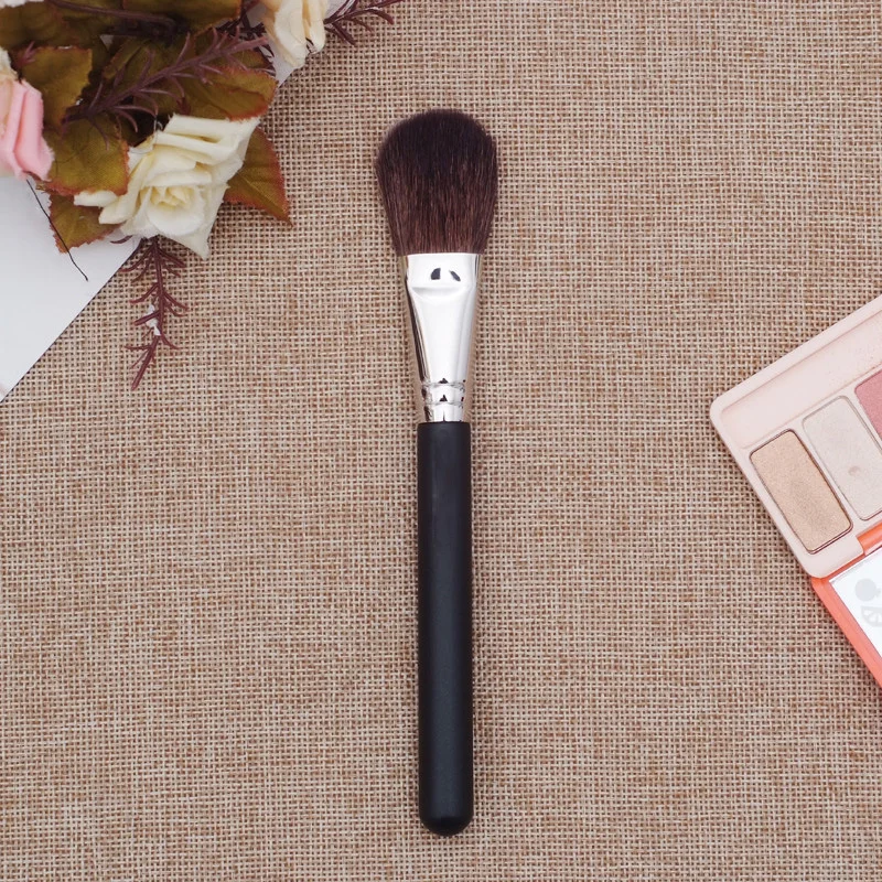 

1Pcs Fashion High Quality Face Makeup Brush Foundation Blush Powder Brush Double Sided Two Colors Professional Makeup Tools