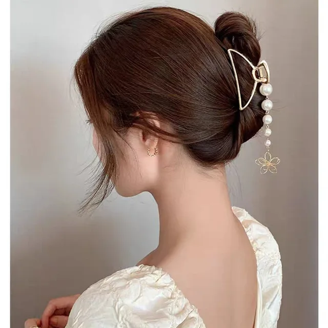 Bilandi 2021 New Metal Hair Claw Clips With Chain Tassel Glass Beads Butterfly Bow Dangle Hair Clips  For Women Hair Accessories hairpin-No 9