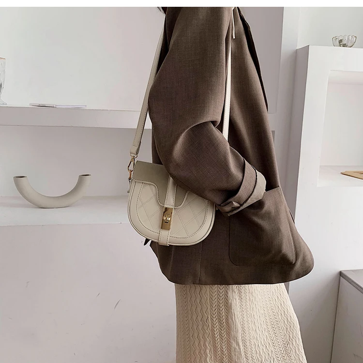 Ретро черная женская сумка новая волна Корейская сумка через плечо односторонняя иностранная Мода седельная сумка loui vuiton