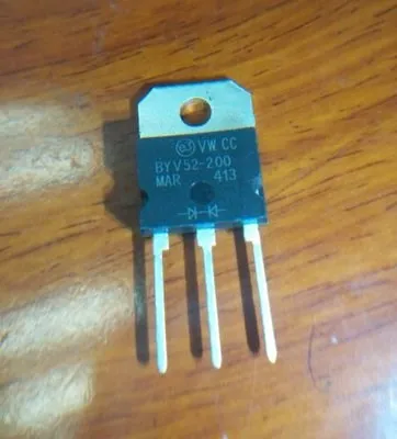 

1PCS/LOT BYV52-200 TO-218 200V 52A