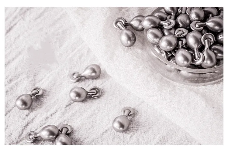 Night Essence Repairing damaged skin rejuvenating skin with small silver bullets