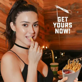 

Portable potato chip cup with dipping container plastic fashion white party salad bowl dinner plates