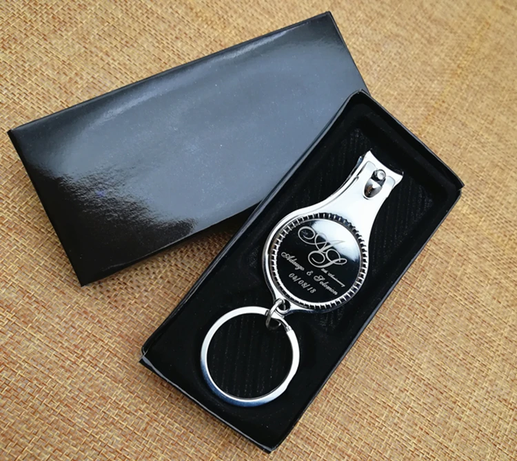 

20PCS Personalized Wedding Souvenirs For Guests Customized Wedding Favors Multifunctional Wine Opener/Keychain/Nail Clippers.
