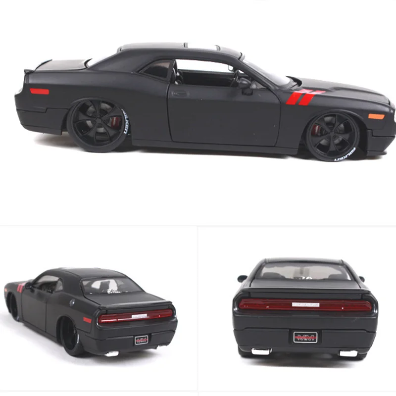 

1:24 scale Challenger 1970 Muscle Retro Sports Car Advanced Alloy Car Toy collection Model Diecast Metal Kid Toy Gift souvenirs