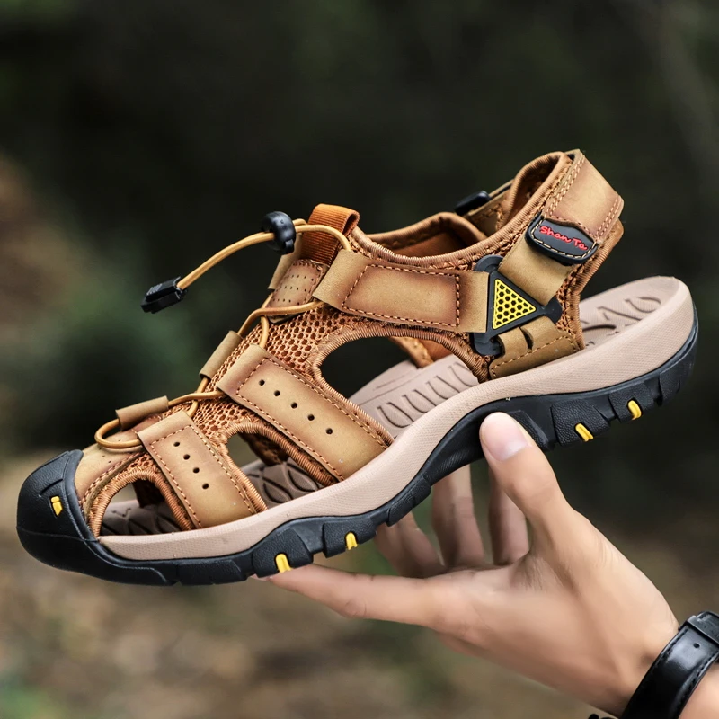 Summer Mens Sandals Slides Leather Breathable Soft Men Beach Sandals Leather Slippers Designer Roman Platform Outdoor Slippers